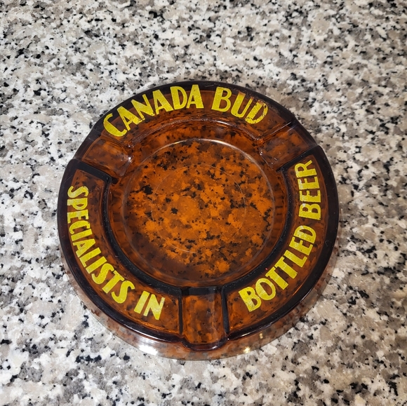 Vintage CANADA BUD Ashtray - Picture 2 of 4